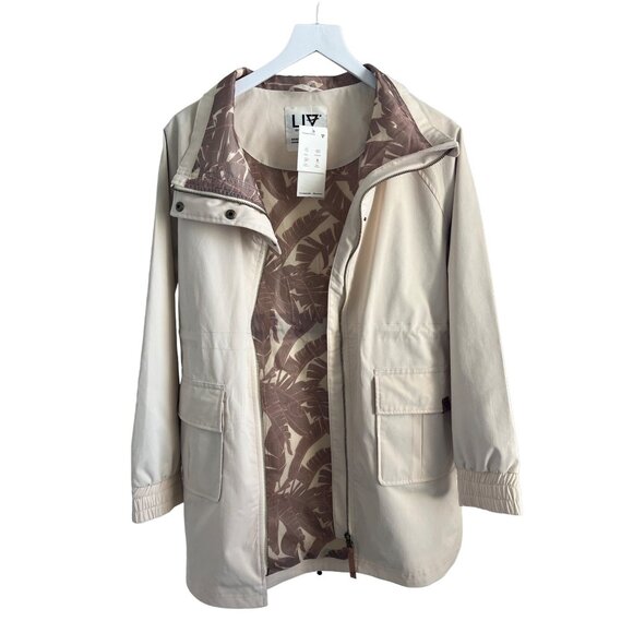 Liv Outdoor Womens Natural Beige Lightweight Jacket W/ Tropical Print Lining - Picture 3 of 6